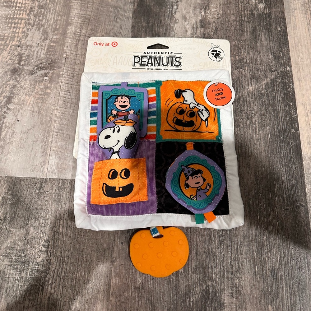 Peanuts Halloween Deluxe Baby Crinkle Square with Teether NEW